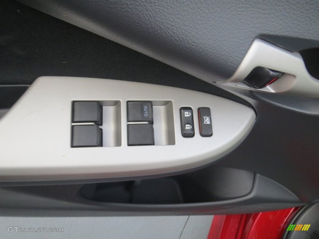 2013 Toyota Corolla S Controls Photo #76194664