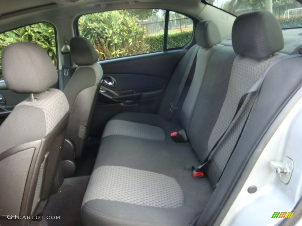 2006 Malibu LT V6 Sedan - Silverstone Metallic / Titanium Gray photo #18