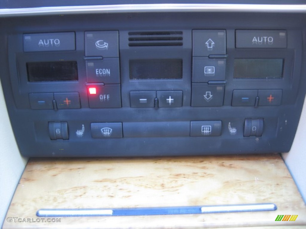 2007 Audi A4 2.0T Sedan Controls Photo #76199541