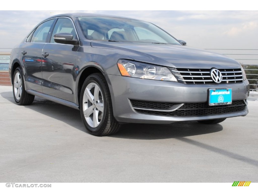 2013 Passat TDI SE - Platinum Gray Metallic / Titan Black photo #1