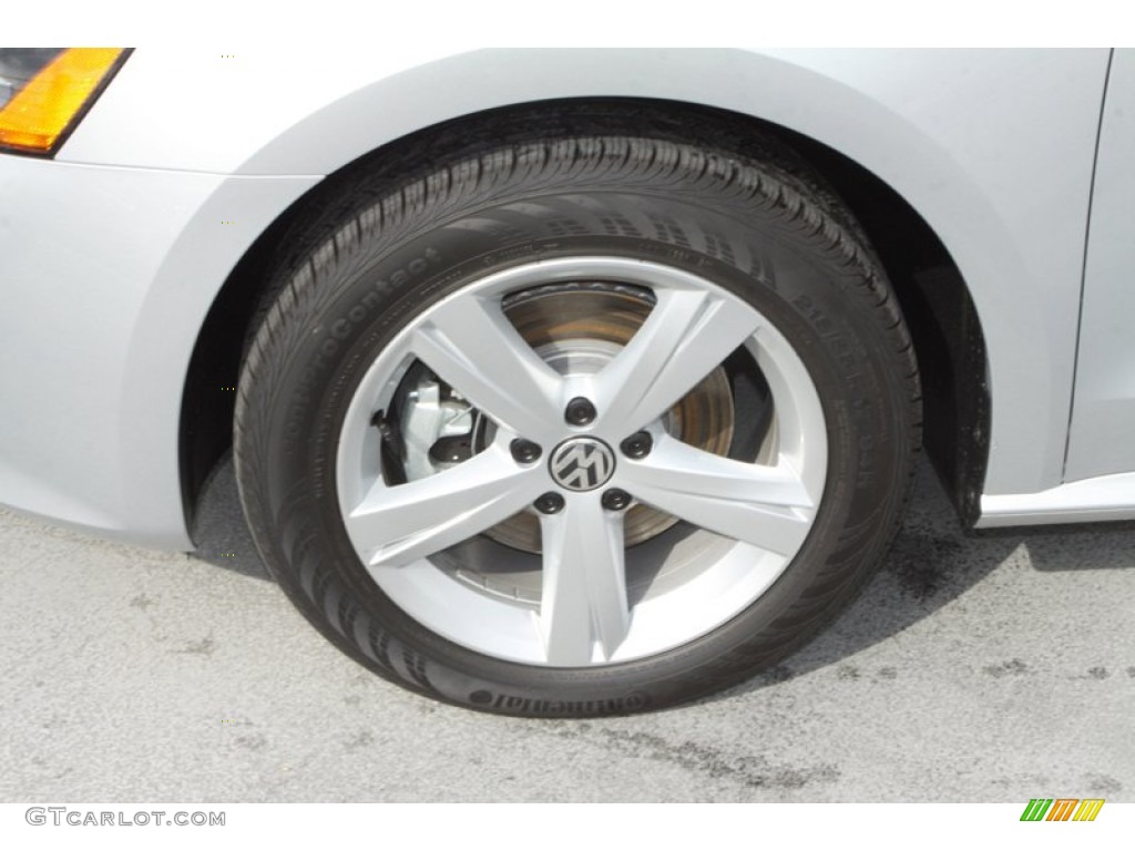 2013 Volkswagen Passat TDI SE Wheel Photo #76202948