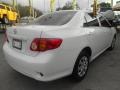 Super White - Corolla  Photo No. 7