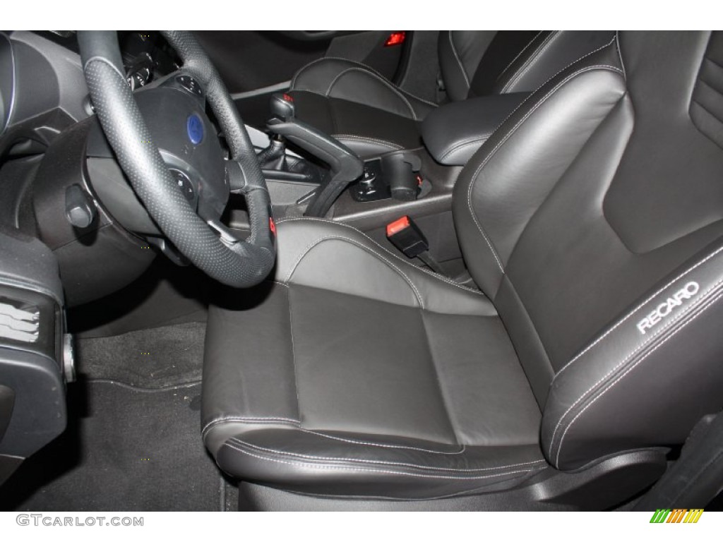 2013 Focus ST Hatchback - Tuxedo Black / ST Charcoal Black Full-Leather Recaro Seats photo #11