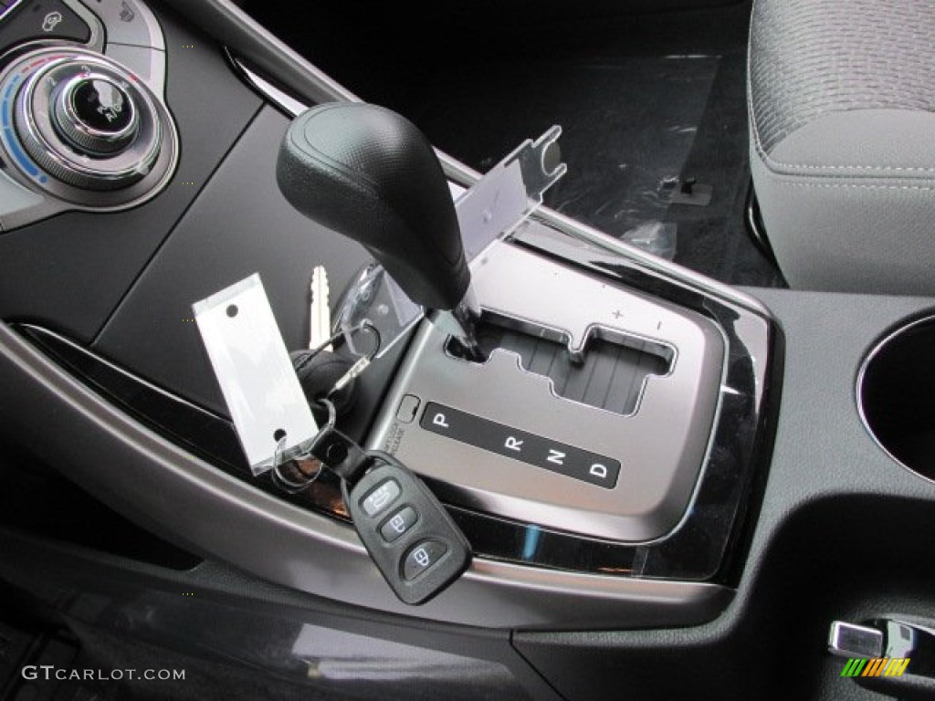 2013 Elantra Coupe GS - Titanium Gray Metallic / Gray photo #9