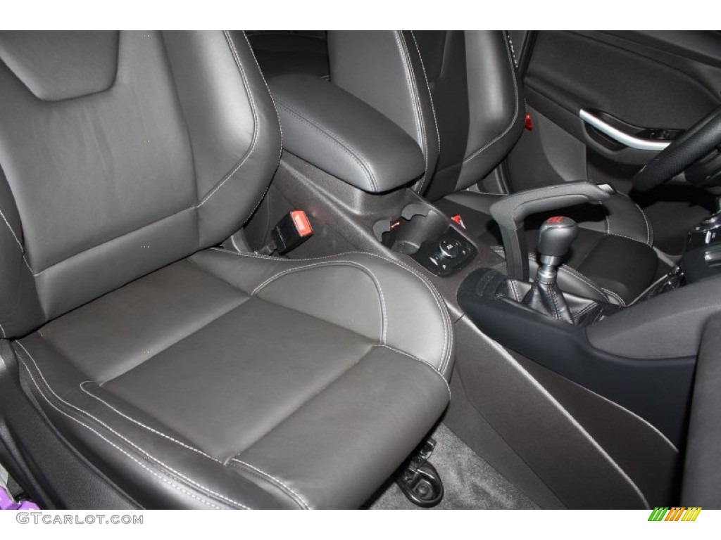 2013 Focus ST Hatchback - Tuxedo Black / ST Charcoal Black Full-Leather Recaro Seats photo #37