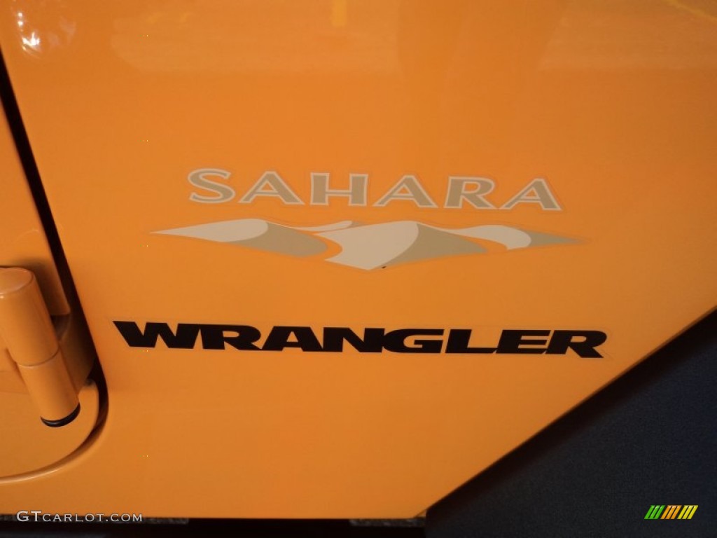 2012 Wrangler Sahara 4x4 - Dozer Yellow / Black/Dark Saddle photo #31