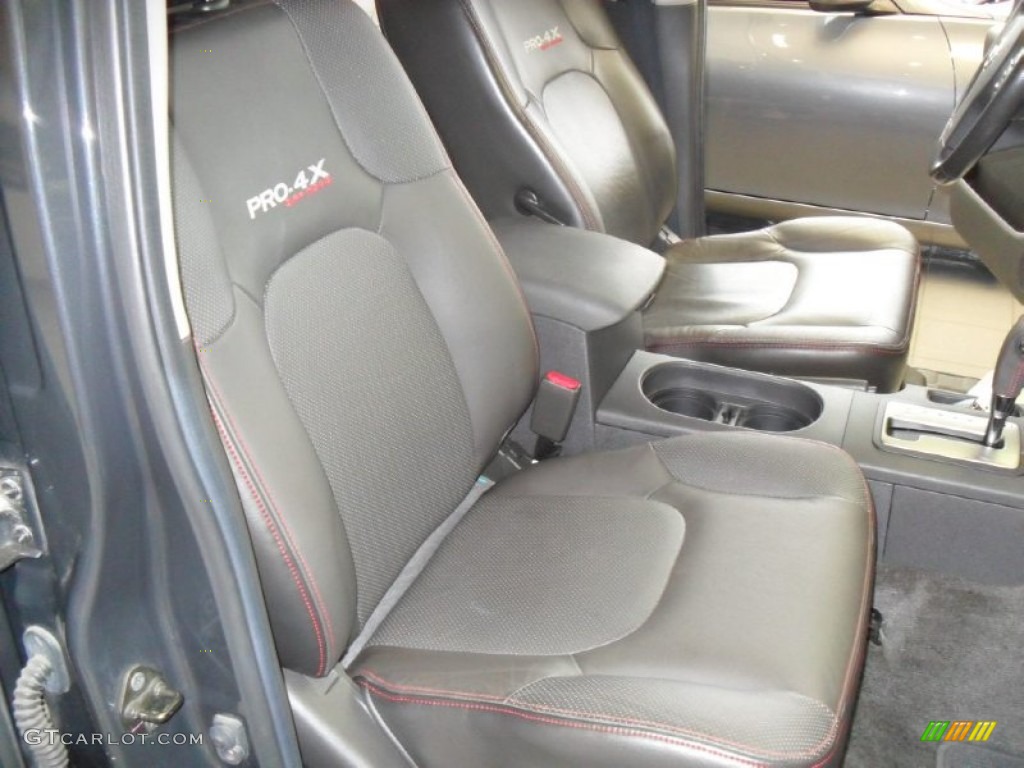 Pro-4X Charcoal Interior 2010 Nissan Frontier Pro-4X Crew Cab 4x4 Photo #76207430
