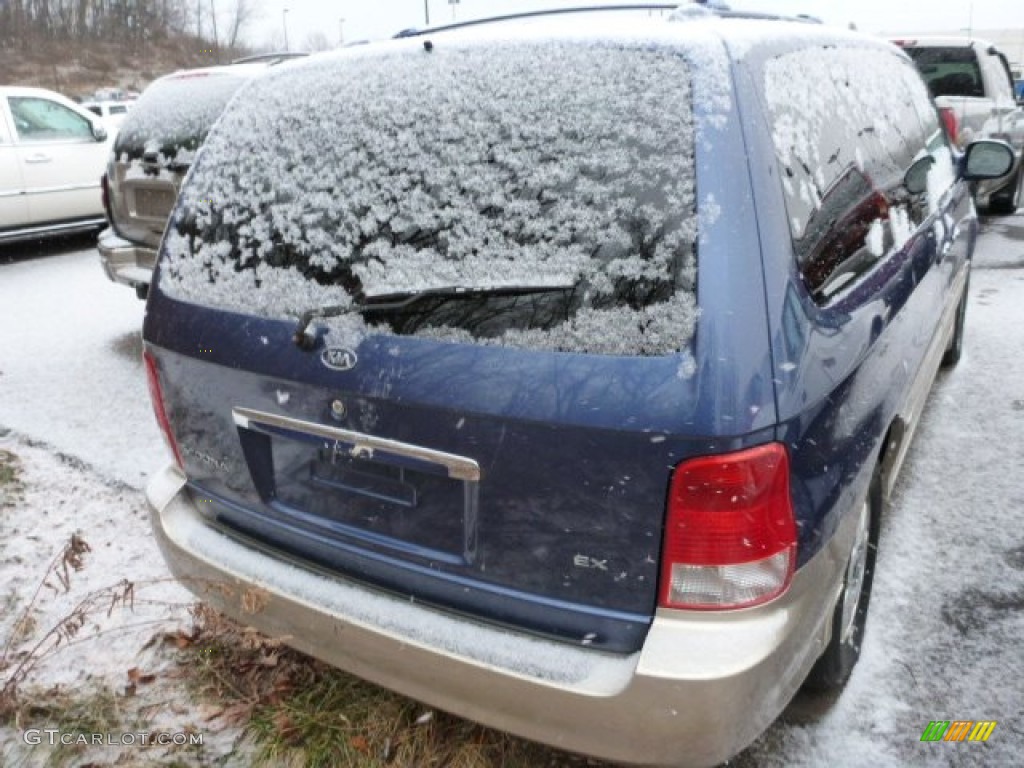 2002 Sedona EX - Blue Sapphire / Beige photo #2
