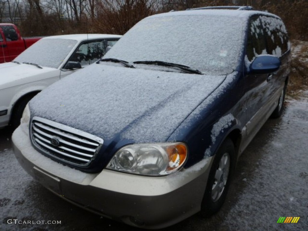 2002 Sedona EX - Blue Sapphire / Beige photo #5