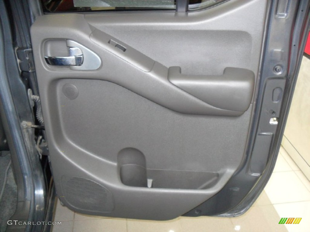 2010 Nissan Frontier Pro-4X Crew Cab 4x4 Pro-4X Charcoal Door Panel Photo #76207634