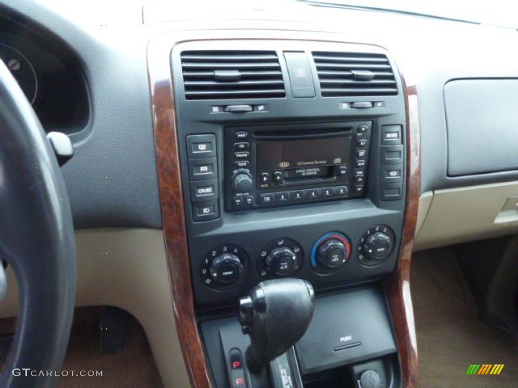 2002 Sedona EX - Blue Sapphire / Beige photo #13