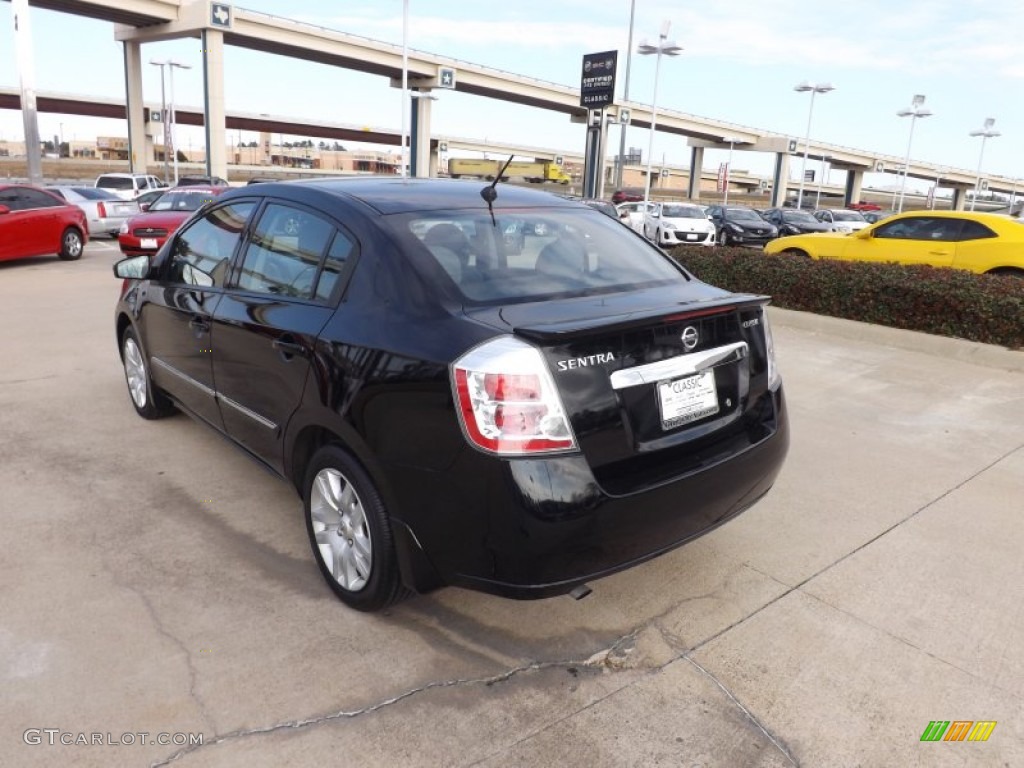 2011 Sentra 2.0 S - Espresso Black / Beige photo #3