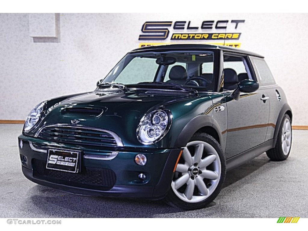 2005 Cooper S Hardtop - British Racing Green Metallic / Panther Black photo #1