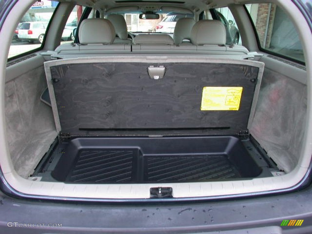 2007 Volvo XC70 AWD Cross Country Trunk Photo #76210985