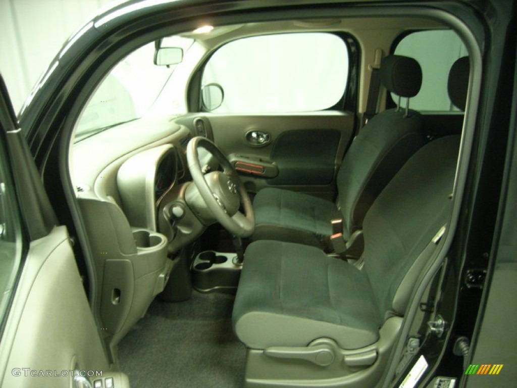 2011 Nissan Cube 1.8 SL Interior Color Photos