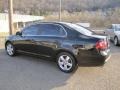 Black - Jetta SE Sedan Photo No. 4