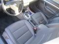 Black - Jetta SE Sedan Photo No. 19