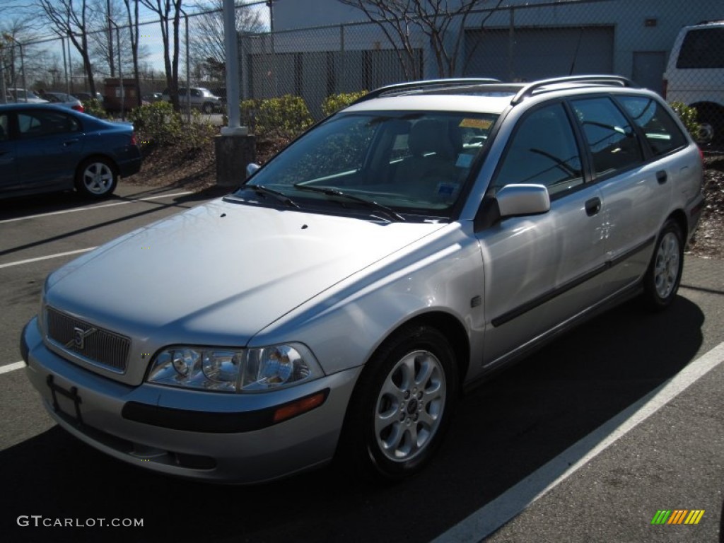 2002 V40  - Silver Metallic / Taupe/Light Taupe photo #8
