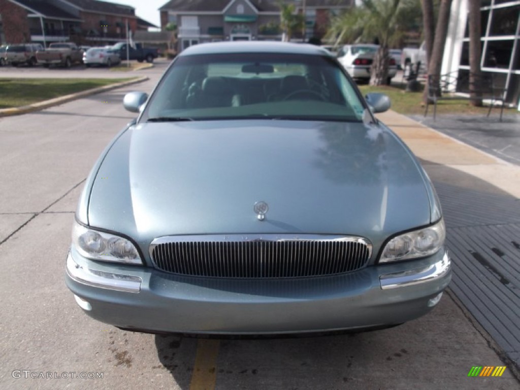 2004 Park Avenue  - Silver Blue Ice Metallic / Medium Gray photo #2