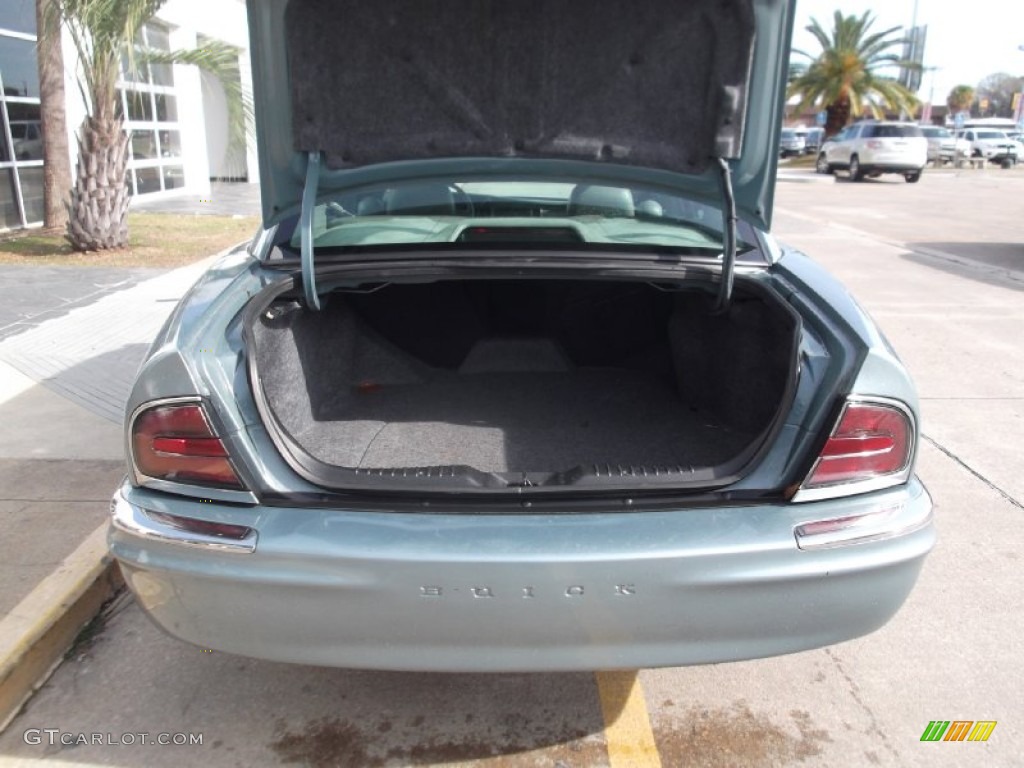 2004 Park Avenue  - Silver Blue Ice Metallic / Medium Gray photo #4