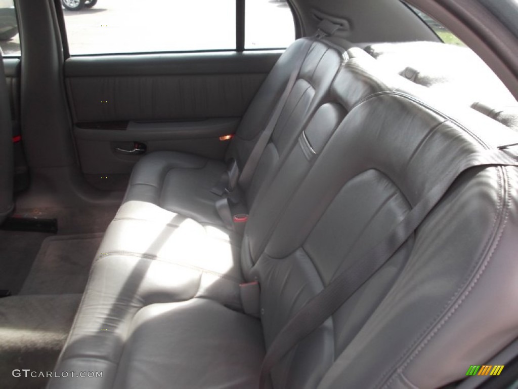 2004 Park Avenue  - Silver Blue Ice Metallic / Medium Gray photo #10