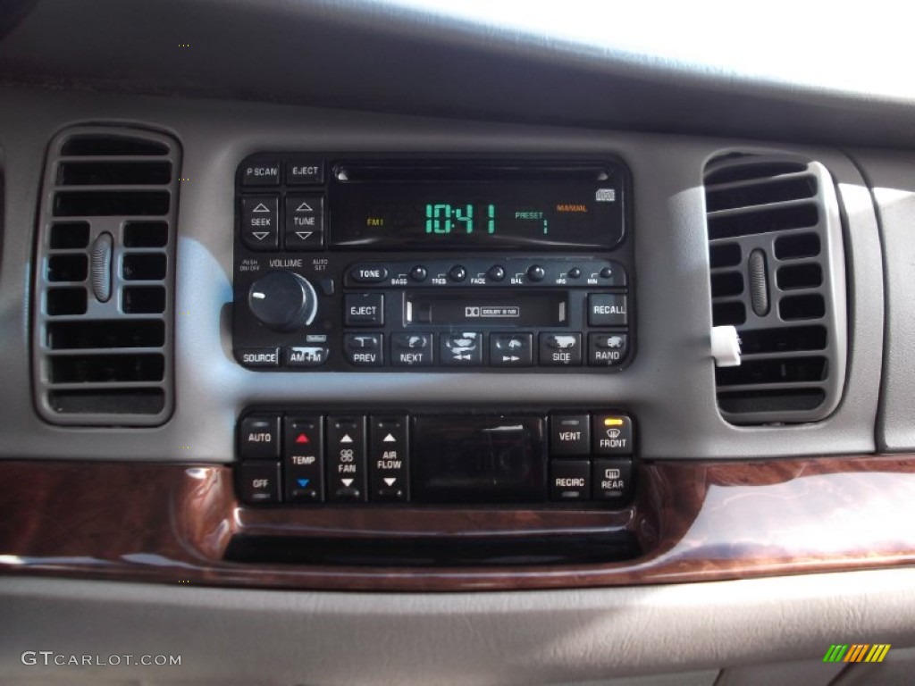 2004 Park Avenue  - Silver Blue Ice Metallic / Medium Gray photo #17