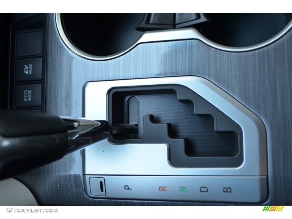 2013 Camry Hybrid XLE - Magnetic Gray Metallic / Light Gray photo #33