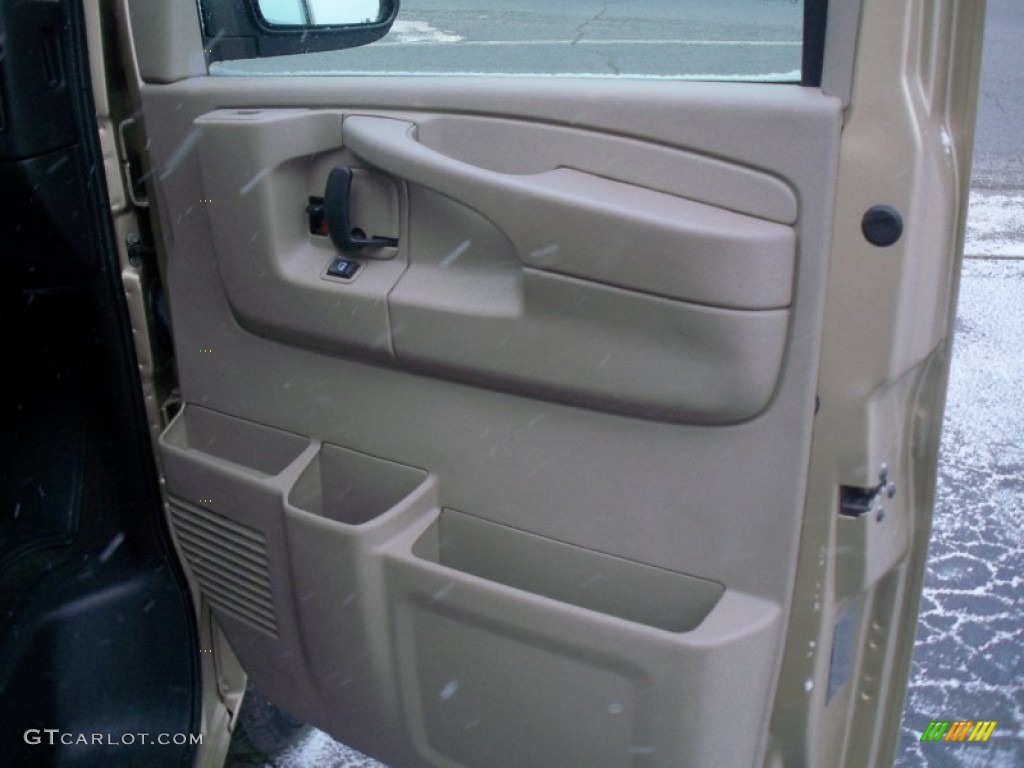 2012 Express LT 1500 AWD Passenger Van - Sandstone Metallic / Neutral photo #17