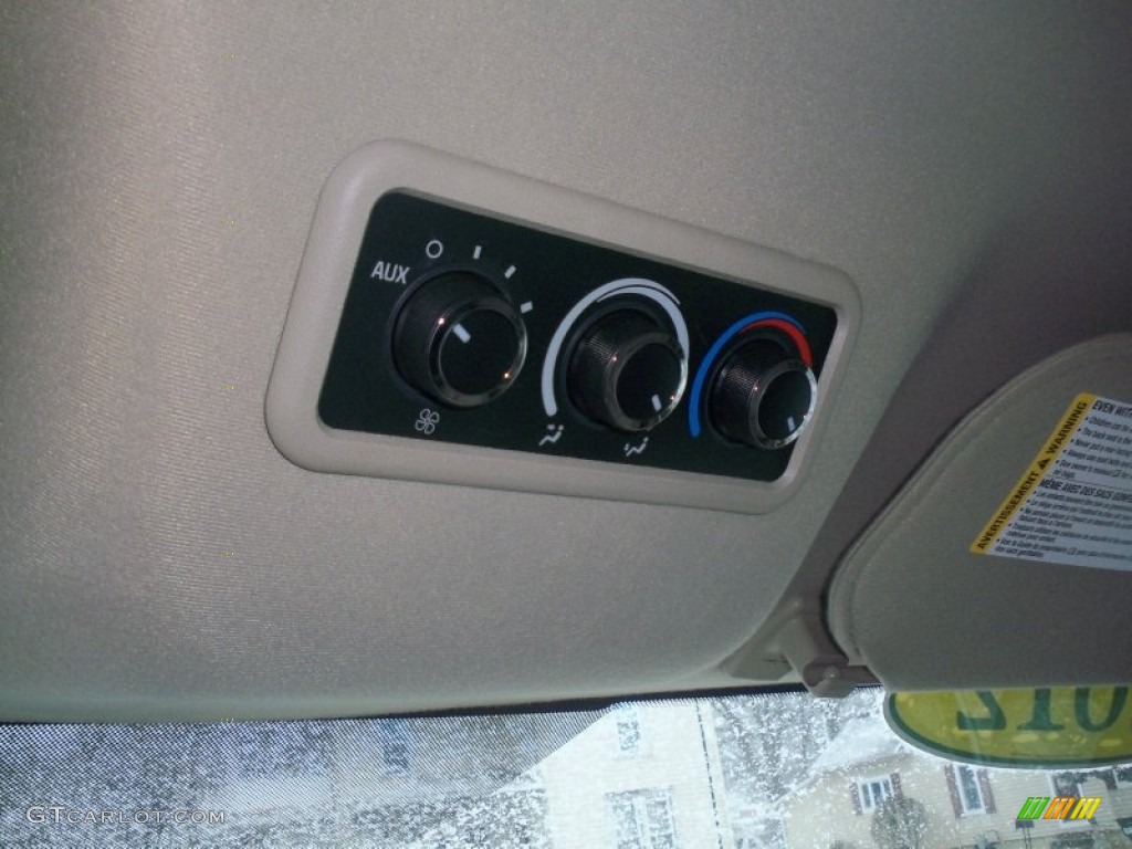 2012 Express LT 1500 AWD Passenger Van - Sandstone Metallic / Neutral photo #24