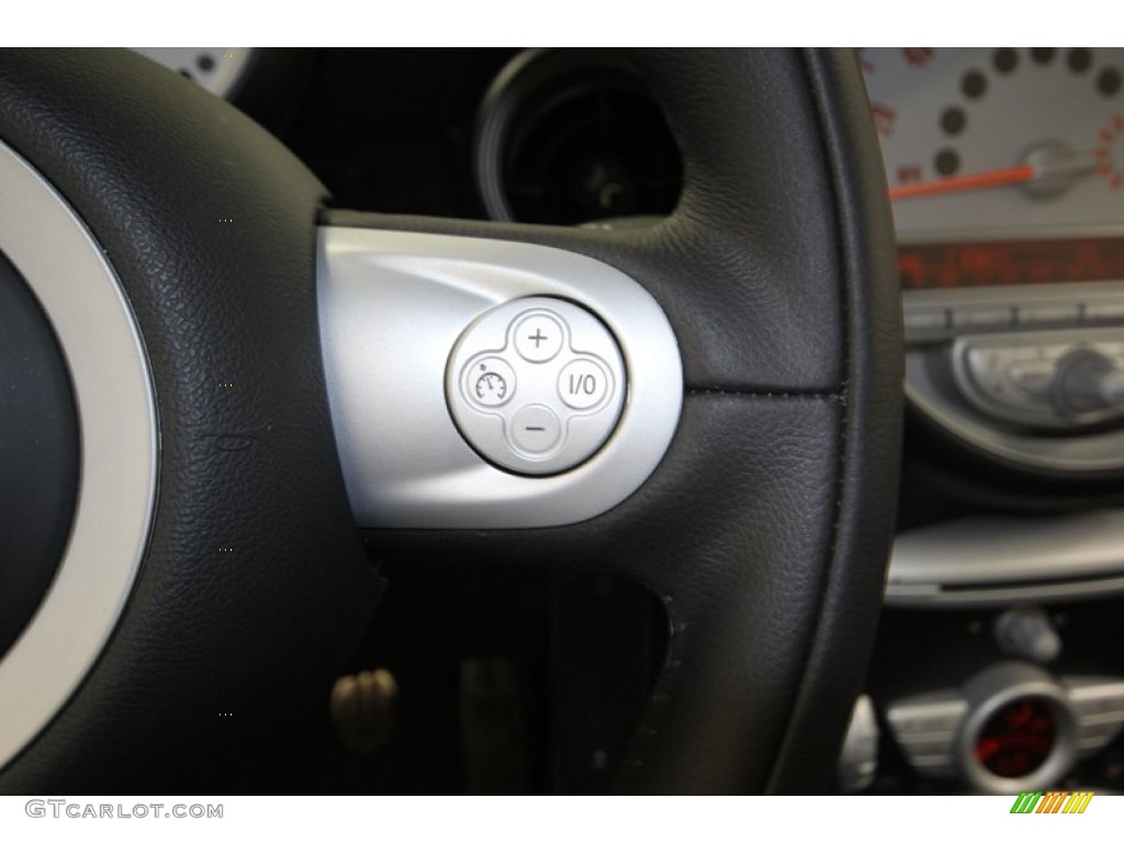 2010 Mini Cooper S Hardtop Controls Photo #76219322