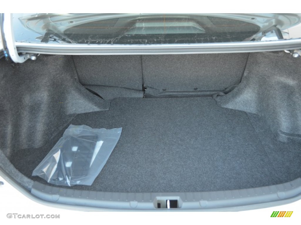 2013 Toyota Corolla S Trunk Photo #76219991