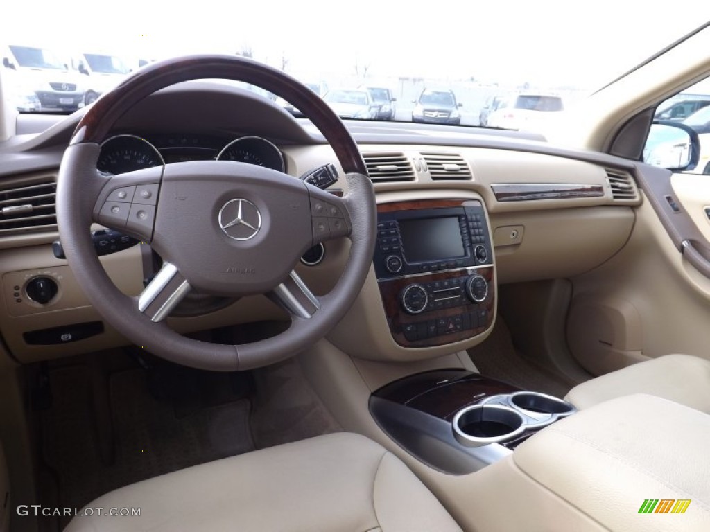 Macadamia Interior 2006 Mercedes-Benz R 350 4Matic Photo #76222136