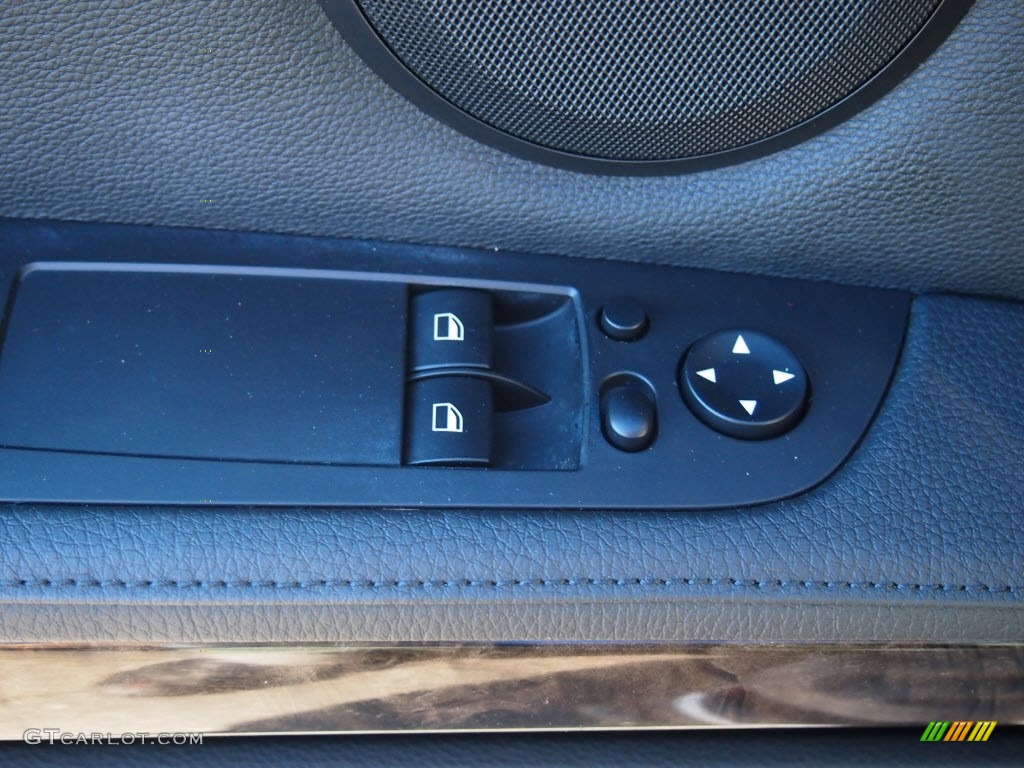 2010 3 Series 328i Coupe - Jet Black / Black photo #24