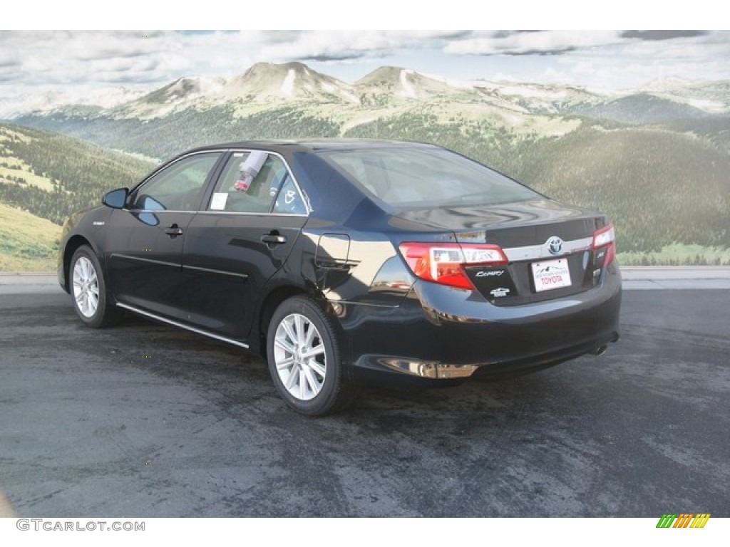 2013 Camry Hybrid XLE - Attitude Black Metallic / Ivory photo #2