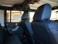 Black - Wrangler Unlimited Sahara 4x4 Photo No. 4