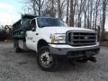 2004 Oxford White Ford F550 Super Duty XL Regular Cab 4x4 Dump Truck  photo #2