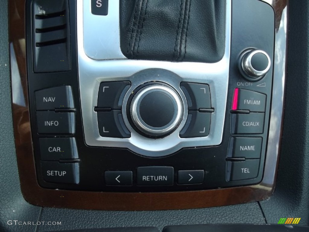 2009 Audi Q7 3.0 TDI quattro Controls Photo #76229870