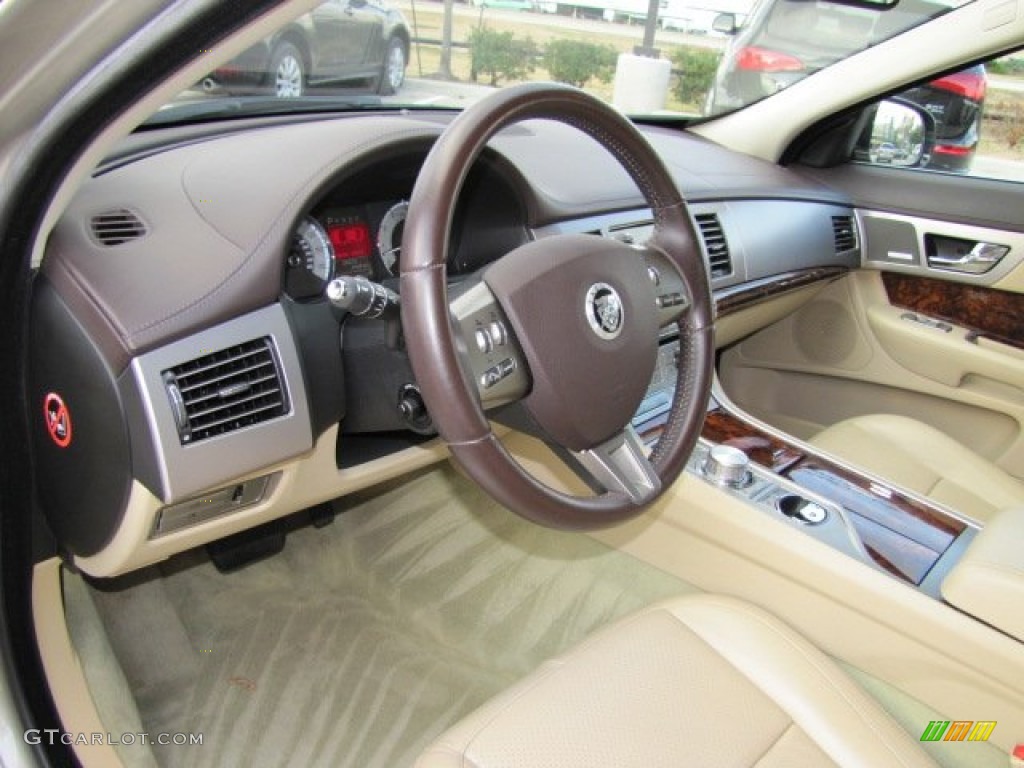 Barley Interior 2010 Jaguar XF Premium Sport Sedan Photo #76235303
