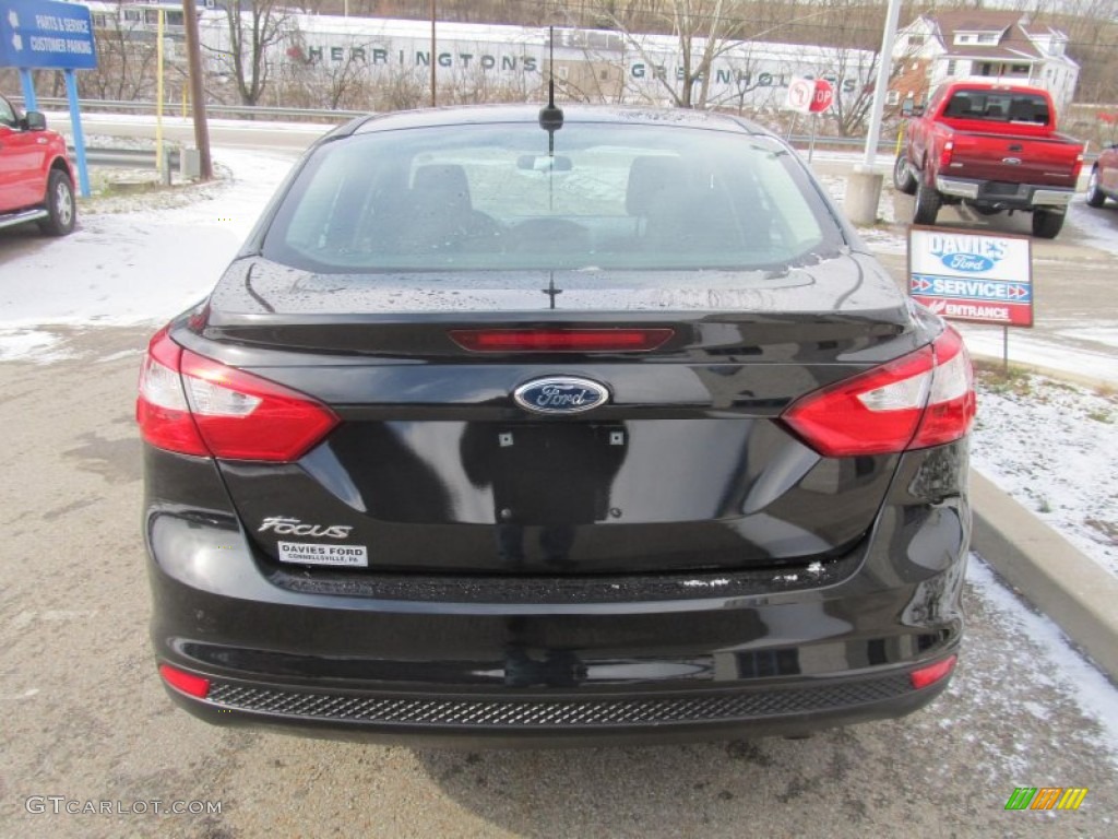 2012 Focus S Sedan - Black / Charcoal Black photo #4