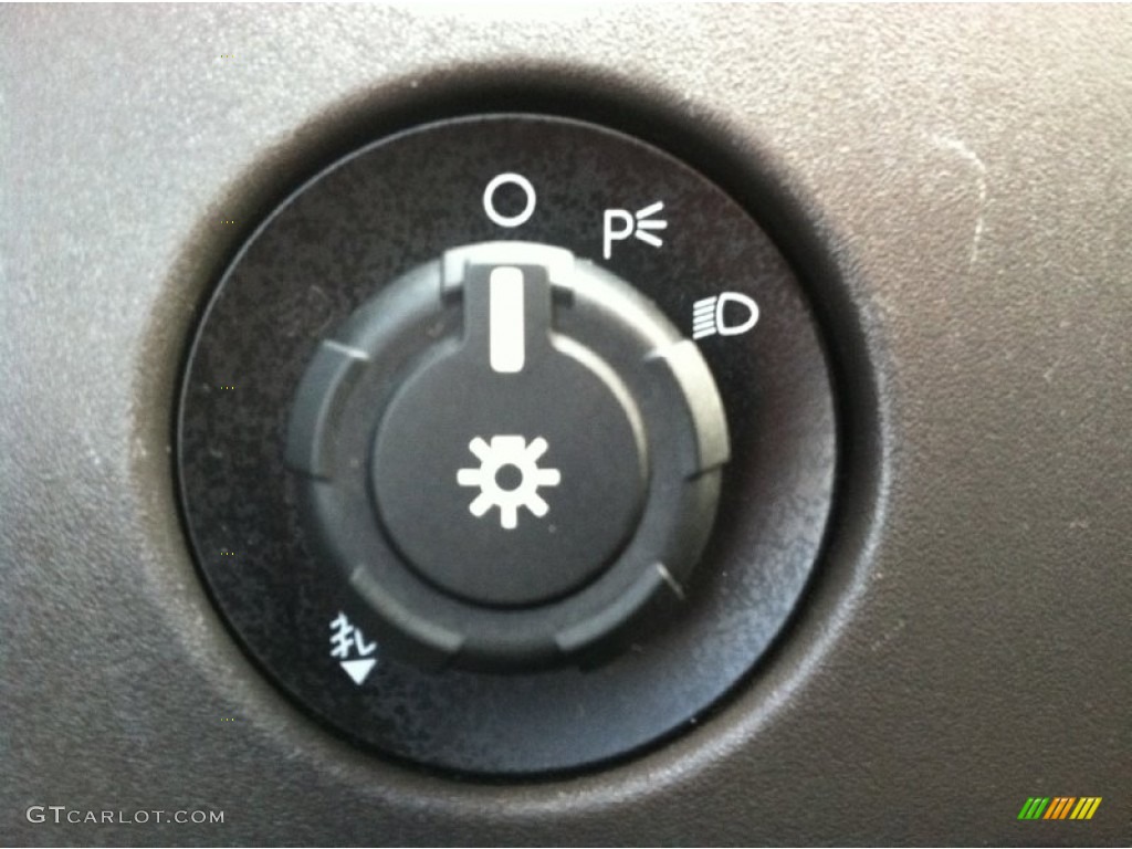 2010 F150 STX SuperCab 4x4 - Tuxedo Black / Medium Stone photo #32