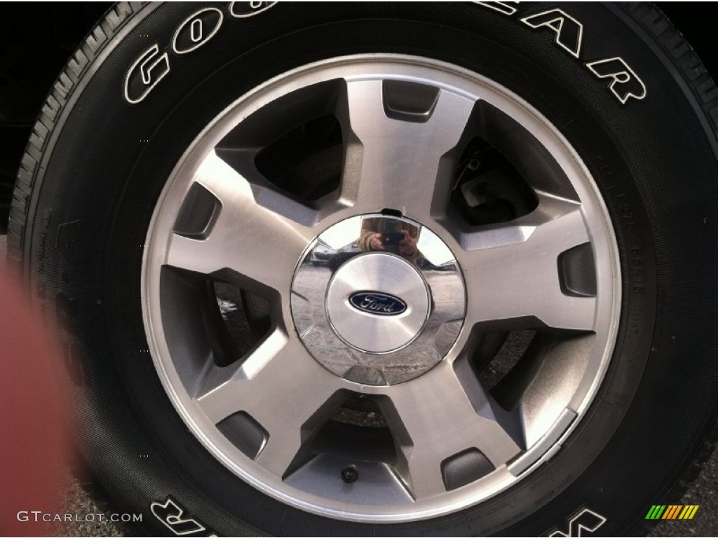 2010 F150 STX SuperCab 4x4 - Tuxedo Black / Medium Stone photo #33