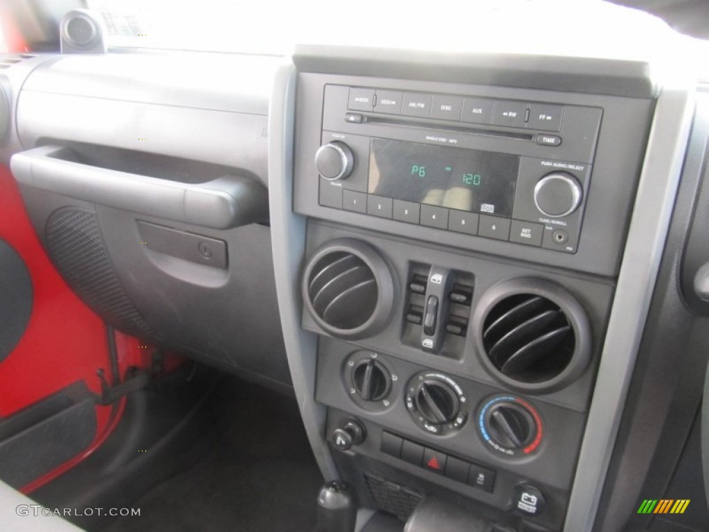 2010 Jeep Wrangler Unlimited Sport 4x4 Right Hand Drive Controls Photos