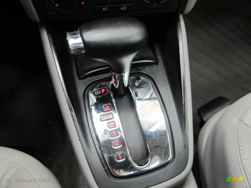 2004 Volkswagen Jetta GLS Sedan 4 Speed Automatic Transmission Photo #76247250