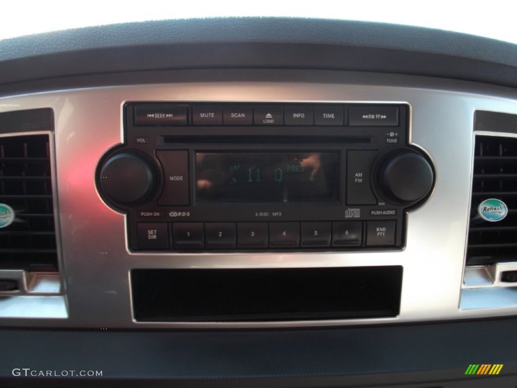 2007 Dodge Ram 2500 SLT Quad Cab 4x4 Audio System Photo #76247567