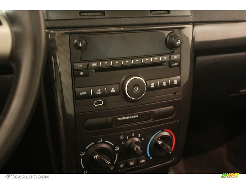 2009 Pontiac G5 Standard G5 Model Controls Photo #76251116