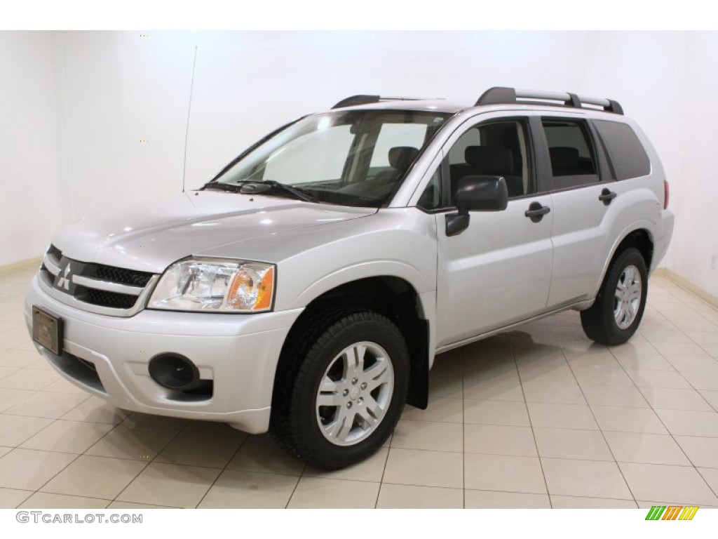 Liquid Silver Metallic 2008 Mitsubishi Endeavor LS Exterior Photo #76252388