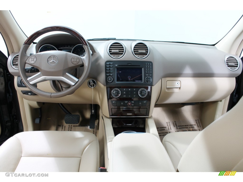 2010 Mercedes-Benz ML 350 4Matic Cashmere Dashboard Photo #76252723