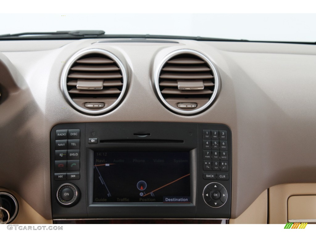 2010 Mercedes-Benz ML 350 4Matic Controls Photo #76252814