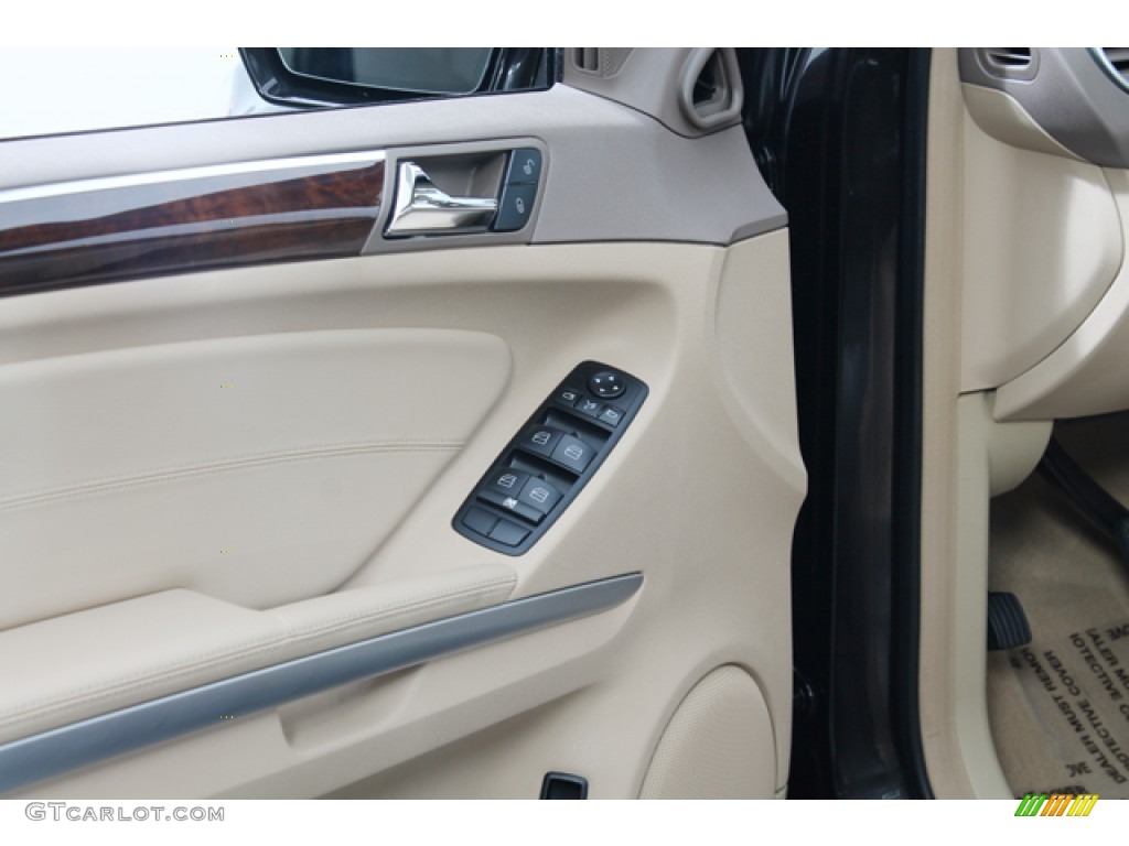 2010 Mercedes-Benz ML 350 4Matic Controls Photo #76252976