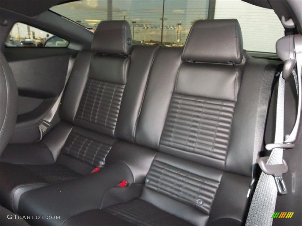 2013 Ford Mustang Shelby GT500 SVT Performance Package Coupe Rear Seat Photo #76253036